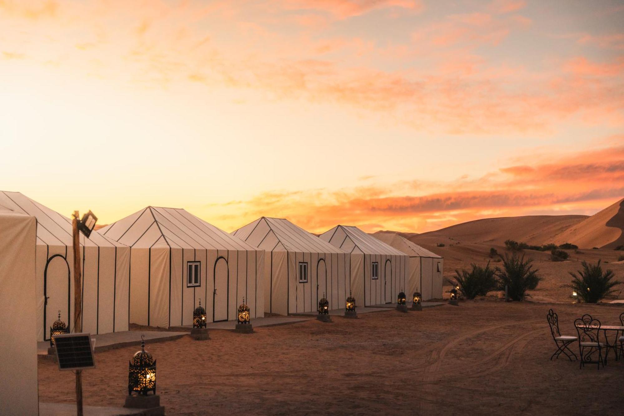 Hotel Royal Luxury Camp à Merzouga Extérieur photo